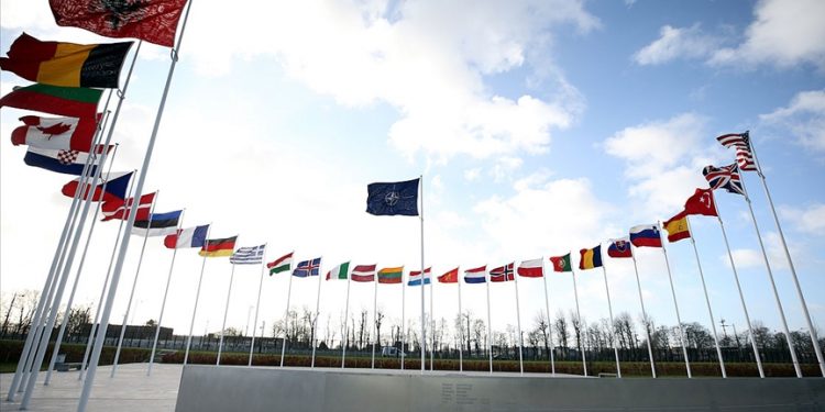 Finlandiya Cumhurbaşkanı, NATO üyeliği kararını 12 Mayıs'ta açıklayacak