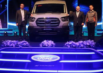 Ford'un ilk elektrikli ticari modeli E-Transit hattan indi