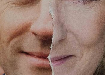 Fransa'da ilk turun galibi Macron