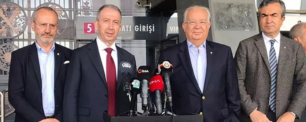 Galatasaray başkan adayları Metin Öztürk ve Eşref Hamamcıoğlu'ndan ortak açıklama: "3. bir aday yetiştirilmeye çalışılıyor"