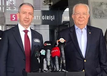 Galatasaray başkan adayları Metin Öztürk ve Eşref Hamamcıoğlu'ndan ortak açıklama: "3. bir aday yetiştirilmeye çalışılıyor"
