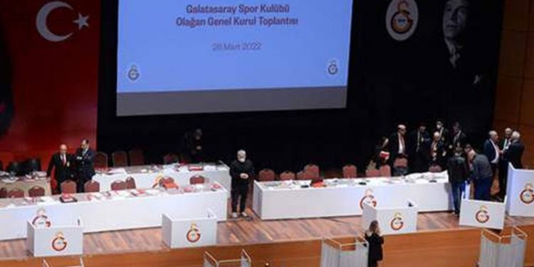 Galatasaray’da başkanlık seçiminin yapılacağı genel kurul toplantısı mahkeme kararıyla tedbiren durduruldu