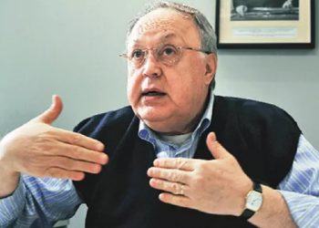 Gazeteci Tufan Türenç hayatını kaybetti