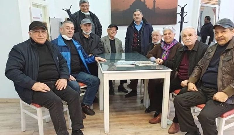 Geçinemeyen emekliler isyan etti: Eve kapanıp ölmeyi bekleyeceğim