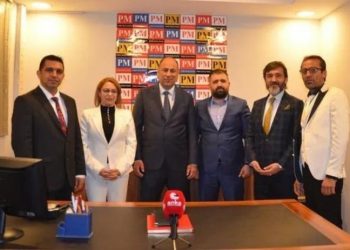 Gelecek Partisi'nden ayrılanlar yeni partide birleşiyor