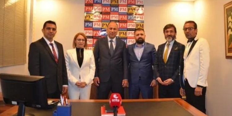 Gelecek Partisi'nden ayrılanlar yeni partide birleşiyor