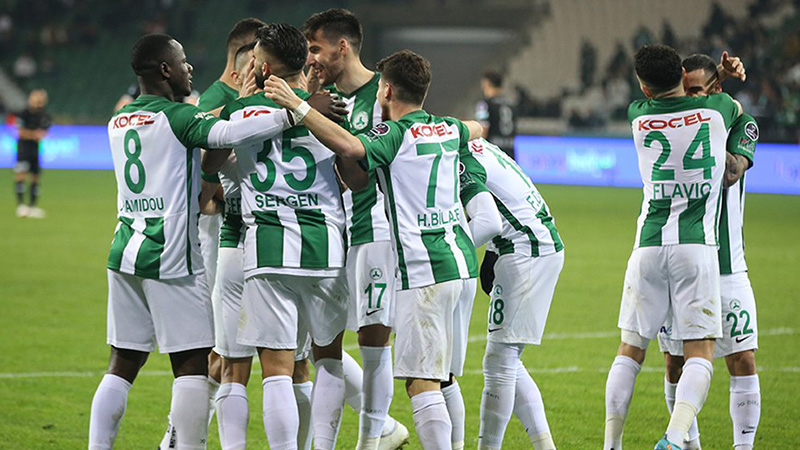 Giresunspor kazandı, ligde kalmayı garantiledi