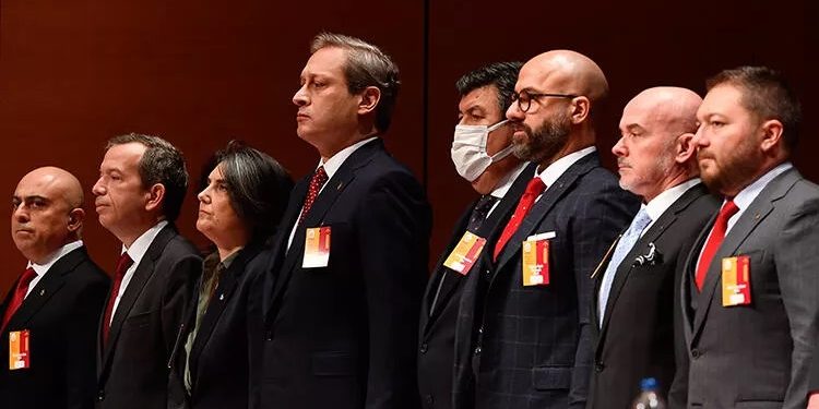 Gözler Dernekler Masası'nda; Galatasaray'da 30 Nisan'daki seçim iptal olabilir!