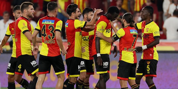 Göztepe, Fenerbahçe ile kader maçına çıkıyor