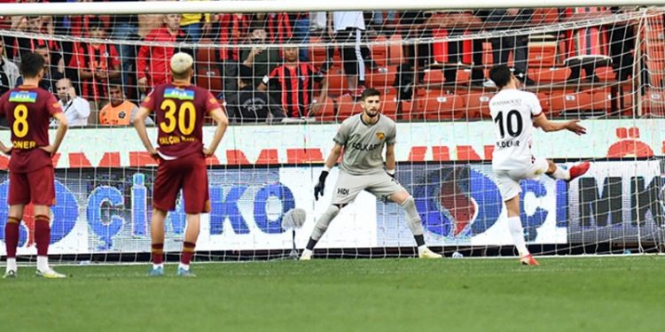 Göztepe, Süper Lig'e 6. kez veda etti