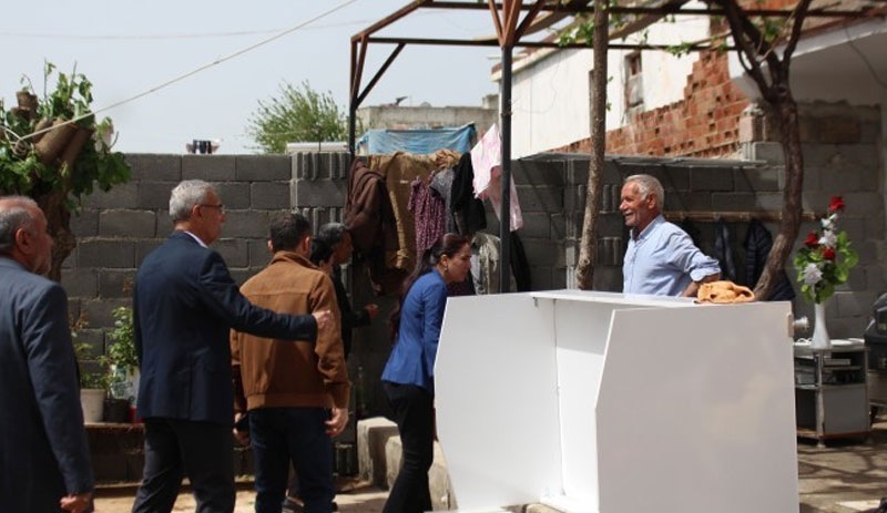 HDP’den selden etkilenenlere ziyaret