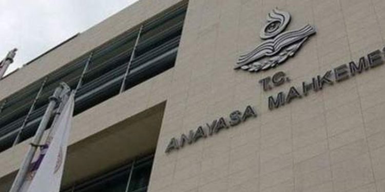 HDP, kapatma davasına ilişkin savunmasını AYM'ye sundu