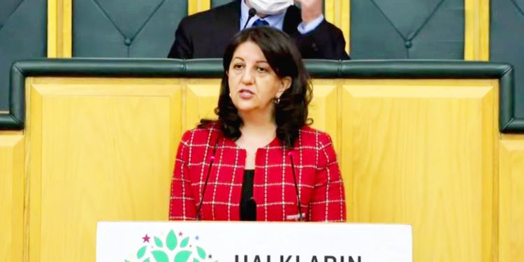 HDP’li Pervin Buldan: Gideceklerini bildikleri için planlı bir soygun peşindeler
