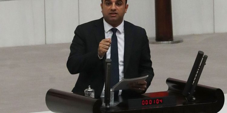 HDP’li Ömer Öcalan hakkında soruşturma başlatıldı