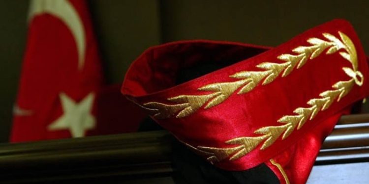 HSK'da yeni uygulama: İstifayı kabul edenlere işlem yapılmıyor