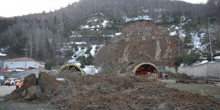 Heyelan nedeniyle kapanan Bolu Dağı Tüneli ne zaman açılacak?