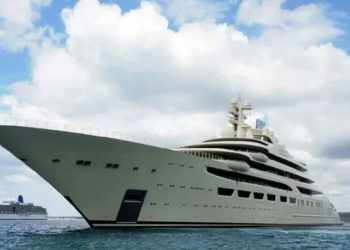 Hollanda, Ruslara ait 13 yata el koydu