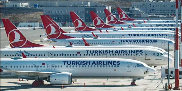 Huzur hakkına yüzde 190 zam yapan THY'nin borçları rekora gidiyor