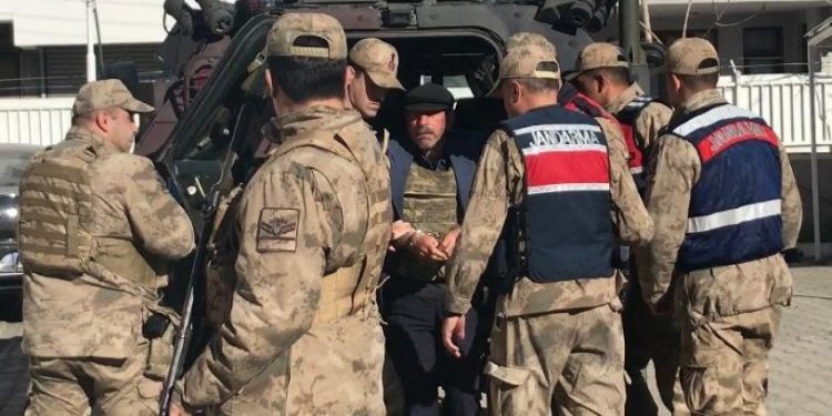 Iğdır'da işlenen çifte cinayette baba tutuklandı: 'Hırsız sandım'