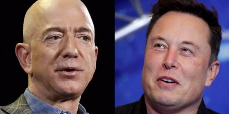 Jeff Bezos'tan Twitter'ı satın alan Musk'a: Çin'e avantaj sağlayacak mı?