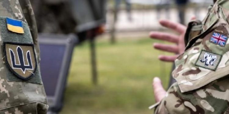 Johnson: Ukraynalı askerleri İngiltere ve Polonya’da eğitiyoruz