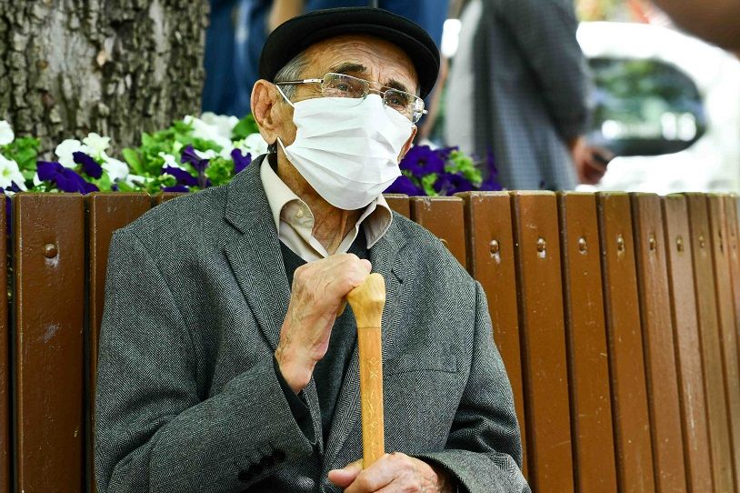 Kapalı mekânlarda maske zorunluluğu kalktı