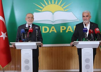 Karamollaoğlu HÜDA-PAR'ı ziyaret etti: Fikir alışverişinde bulunduk