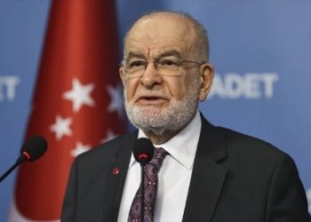 Karamollaoğlu: İktidar bize her gün yeni bir tarih veriyor