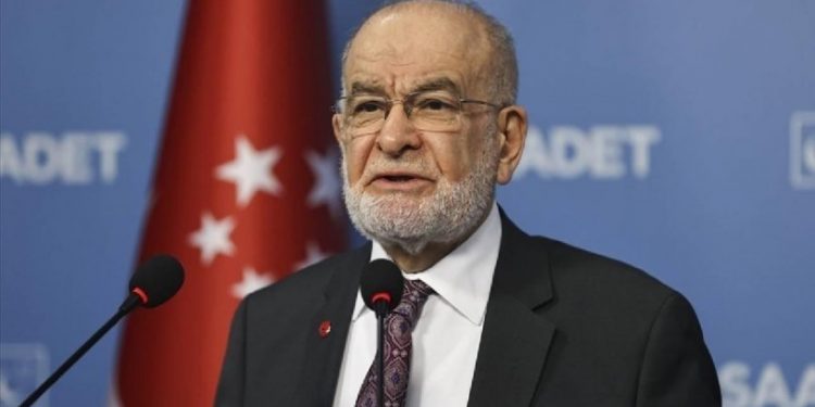 Karamollaoğlu: İktidar bize her gün yeni bir tarih veriyor