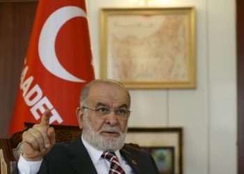 Karamollaoğlu: İnsanların AK Parti'den kopmamasının &uuml;&ccedil; sebebi var