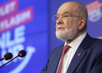 Karamollaoğlu'ndan '6'lı masa' yorumu: Çok ciddi mesafe aldık