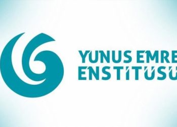 Katar'da 21 kişiye T&uuml;rk&ccedil;e &ouml;ğretmek i&ccedil;in 9 kişi g&ouml;revlendirildi