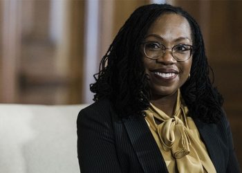 Ketanji Jackson: ABD Senatosu'nun onayladığı yargıç, Anayasa Mahkemesi'nin ilk siyah kadın üyesi olacak