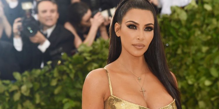 Kim Kardashian, programındaki seks kasediyle ilgili diyaloğun kurgu olduğunu reddetti