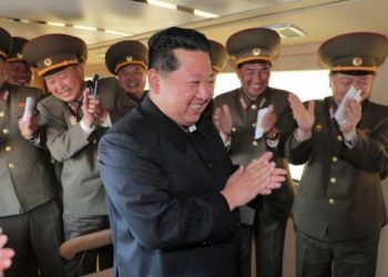 Kuzey Kore kurucu liderinin doğum g&uuml;n&uuml; yeni f&uuml;ze denemesiyle kutlandı