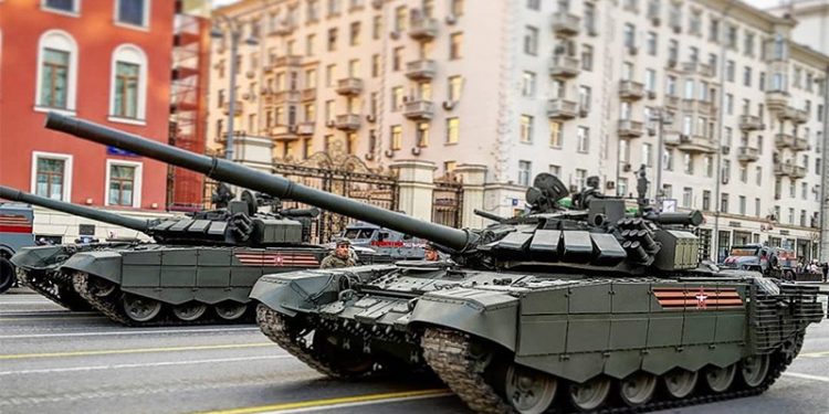 Küresel askeri harcamalar ilk kez 2 trilyon doları aşarak rekor kırdı