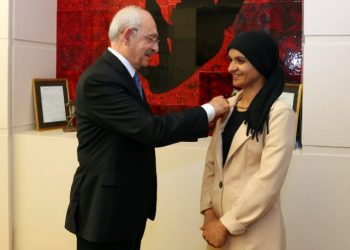 Kılıçdaroğlu, 75 bininci kadın üyeyle buluştu