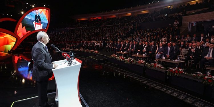 Kılıçdaroğlu: Hangi engeli çıkarırlarsa çıkarsınlar Türkiye’yi aydınlığa çıkarmakta kararlıyız