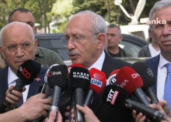 Kılı&ccedil;daroğlu, "Ya bana katılın ya yolumdan &ccedil;ekilin' s&ouml;zlerine a&ccedil;ıklık getirdi