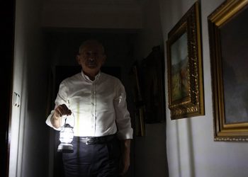 Kılıçdaroğlu'dan Dönmez'e: Ey bakan, bu yazdığın yalansa, hemen istifa edecek misin?