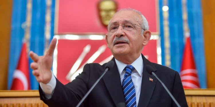 Kılıçdaroğlu’ndan iktidara dört soru: Vatandaşlık dağıtarak neye hazırlanıyorsunuz?
