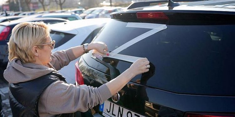 Kırgızistan'dan Rusya uyarısı: 'Z' sembolünü kullananlar yargılanabilir