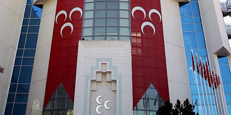 MHP’de ‘zam’ çatlağı istifa getirdi