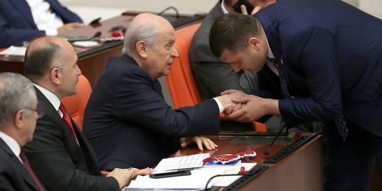 MHP’li Baki Ersoy: Zamlar bu milletin belini büküyor