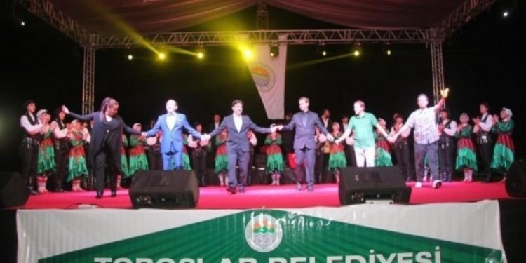 'MHP’li belediye, bütçesinden 23 bin 500 TL'yi her ay yandaş gazeteye aktarıyor'