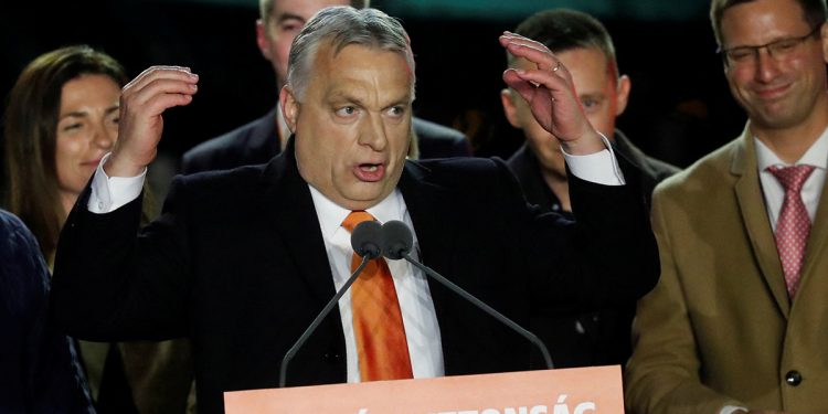 Macaristan’da seçimin galibi Orban; başbakanlık koltuğuna 4. kez oturacak