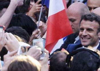 Macron: Le Pen Cumhurbaşkanı seçilirse milliyetçilik geri gelir, savaş çıkar