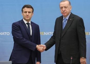 Macron: Putin ile konuşmamaya karar verirsek, müzakereciler Türkiye veya Çin olacak