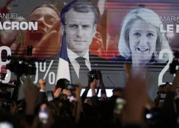 Macron'dan Le Pen'in 7 yıl önerisine destek