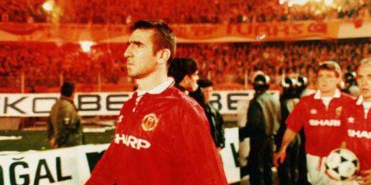 Manchester United kaptanı Robson'dan itiraf: "Bunlar deli" diye düşündük, Beckham o pankarttan korktu!